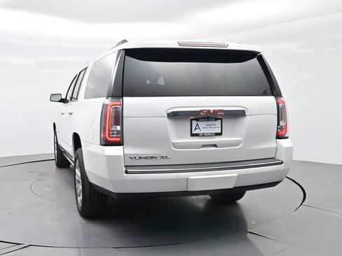 Used 2020 GMC Yukon XL Denali w/ Open Road Package image 8