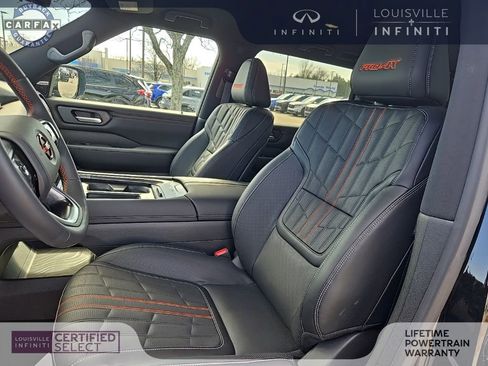 Used 2025 Nissan Armada PRO-4X image 8