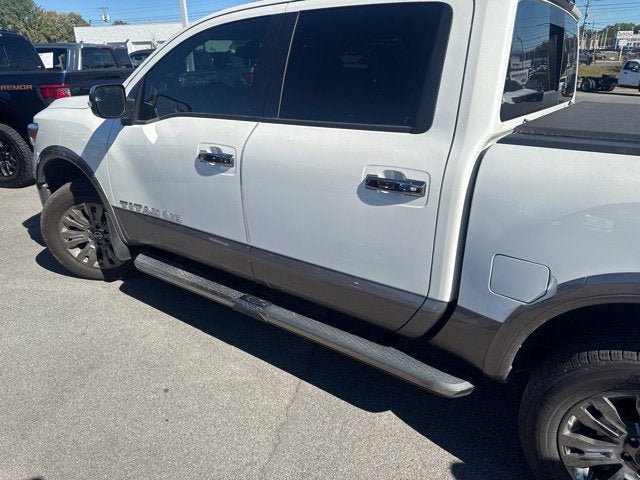 Used 2019 Nissan Titan Platinum Reserve w/ Platinum Utility Package AWD/4WD image 15