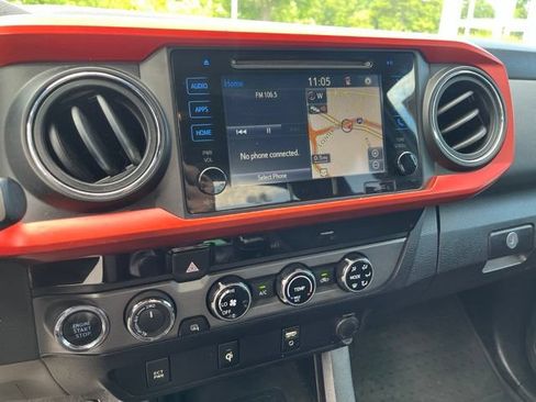 Used 2016 Toyota Tacoma TRD Off-Road w/ Towing Package AWD/4WD image 24