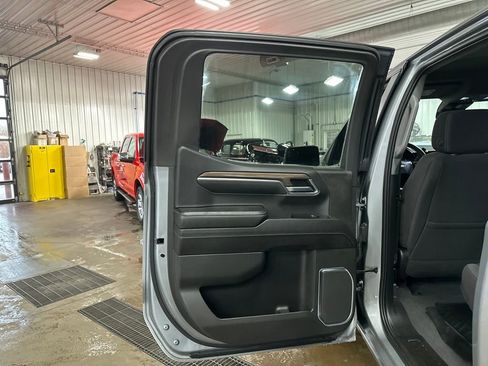 Used 2023 Chevrolet Silverado 1500 LT image 21