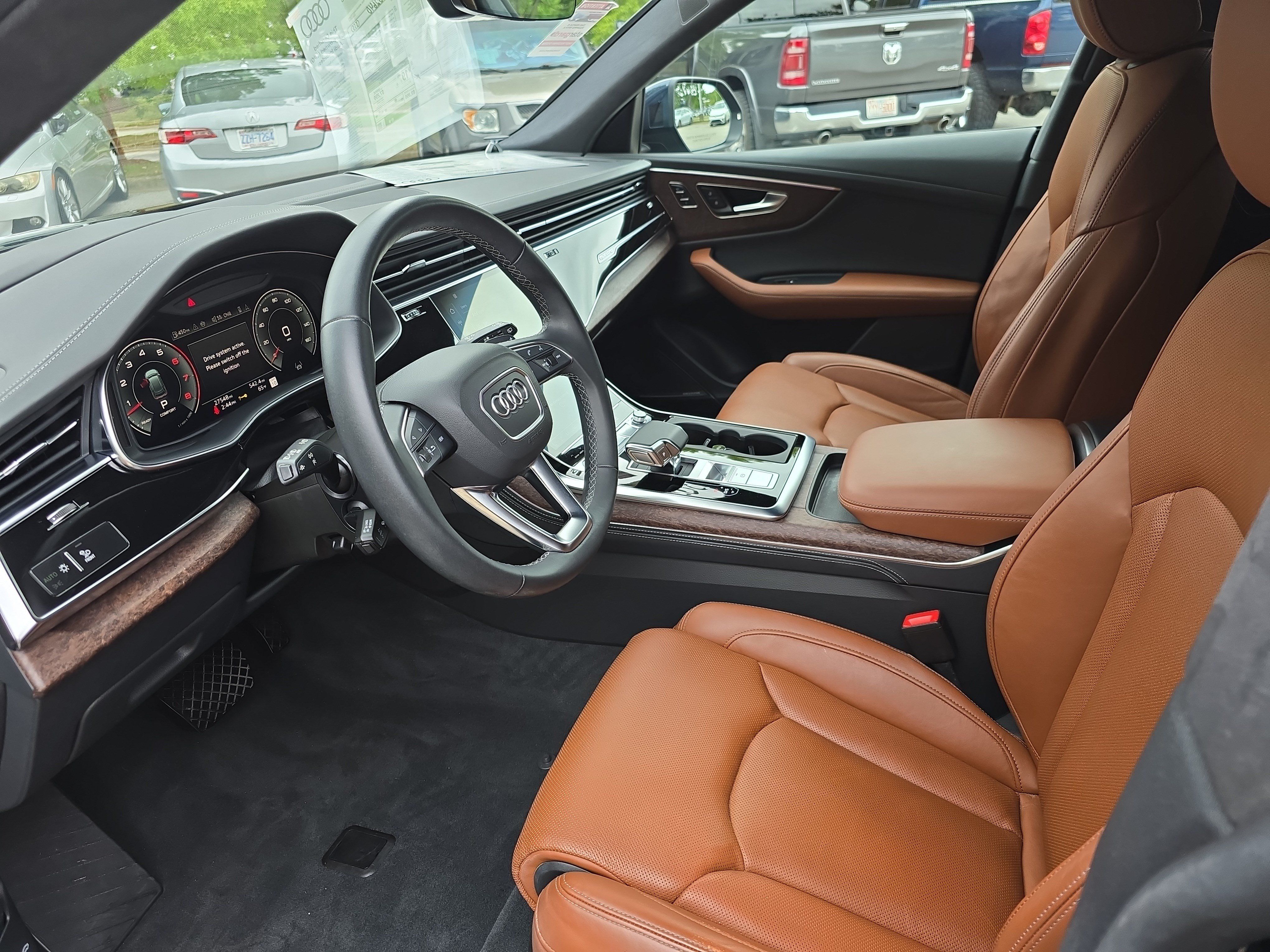 Used 2025 Audi Q8 Prestige AWD/4WD image 15