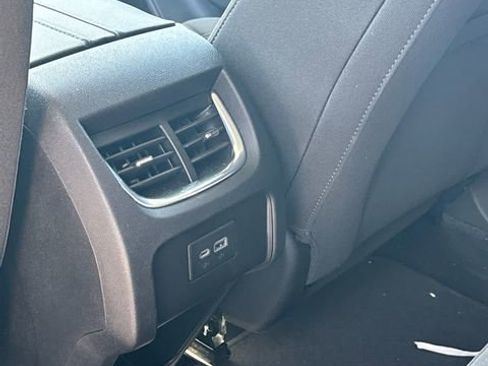 Used 2022 Chevrolet Blazer LT image 14