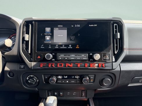 Used 2026 Nissan Frontier PRO-4X AWD/4WD image 14