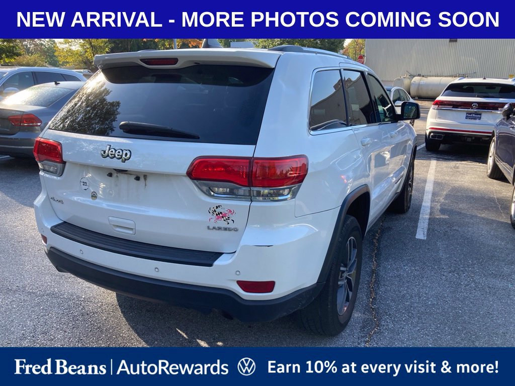 Used 2018 Jeep Grand Cherokee Laredo AWD/4WD image 6