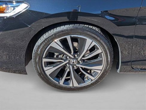 Used 2017 Honda Accord EX-L image 15