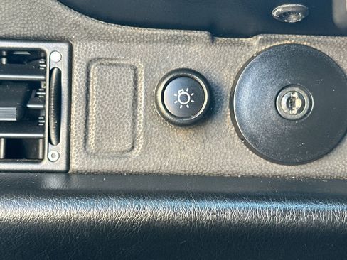 Used 1998 Porsche 911 Carrera S image 31