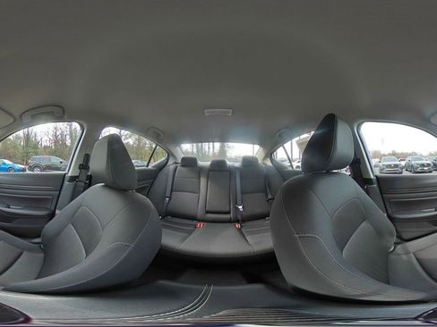 Used 2025 Nissan Altima 2.5 SV image 41