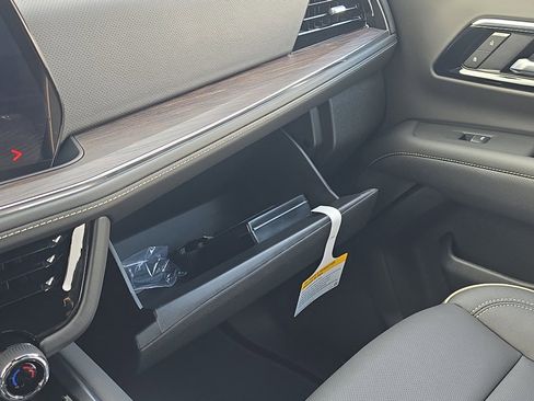 New 2026 Chevrolet Tahoe Premier AWD/4WD image 35