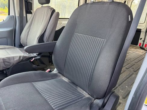 Used 2017 Ford Transit 250 148 High Roof RWD image 8