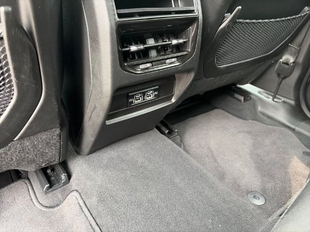 Used 2025 Jeep Grand Cherokee Laredo X w/ MOPAR Finishing Package AWD/4WD image 21
