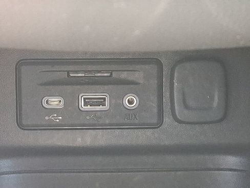 Certified 2024 Chevrolet Equinox RS w/ RS Leather Package FWD image 27