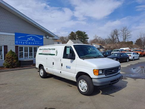 Used 2007 Ford E-150 and Econoline 150 image 2