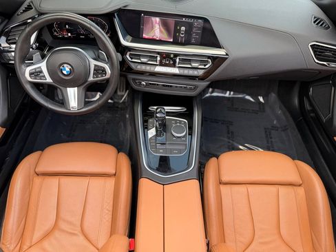 Used 2020 BMW Z4 sDrive30i w/ M Sport Package image 34