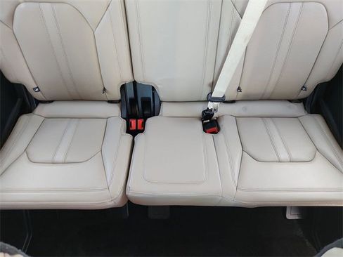 Used 2022 Ford Expedition Max Limited image 35