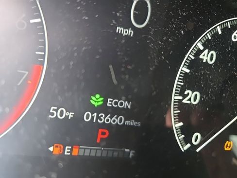 Certified 2023 Honda HR-V Sport image 32