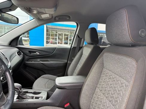 Used 2024 Chevrolet Equinox LT w/ LPO, Floor Liner Package FWD image 13