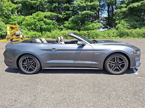 Used 2023 Ford Mustang GT Premium image 8