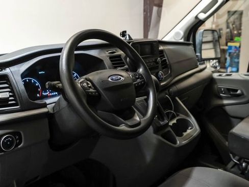 Used 2021 Ford Transit 350 XLT RWD image 3