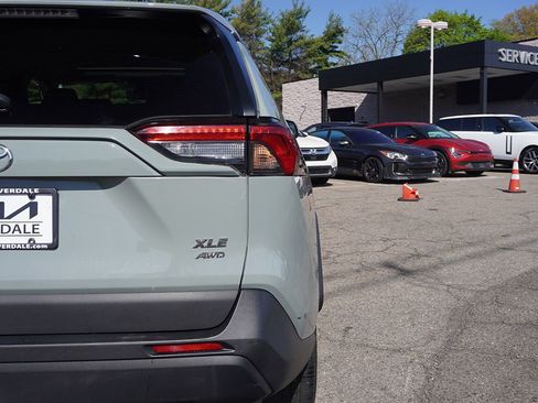 Used 2023 Toyota RAV4 XLE Premium AWD/4WD image 17