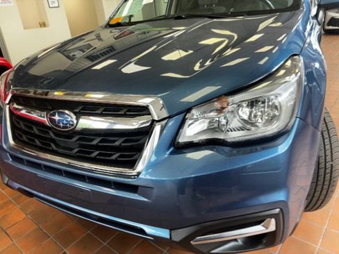 Used 2017 Subaru Forester 2.5i Premium w/ All-Weather Package AWD/4WD image 8