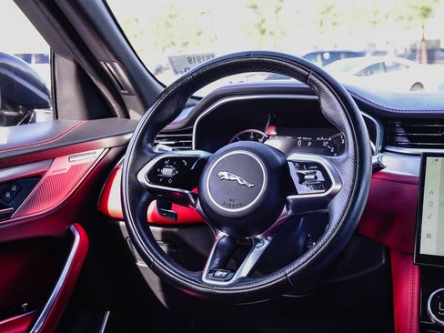 Used 2021 Jaguar F-PACE R-Dynamic S image 17