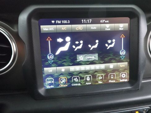 Used 2022 Jeep Wrangler Unlimited Rubicon 4xe w/ Cold Weather Group image 17