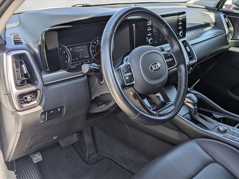 Used 2021 Kia Sorento S w/ Panoramic Sunroof Package image 10