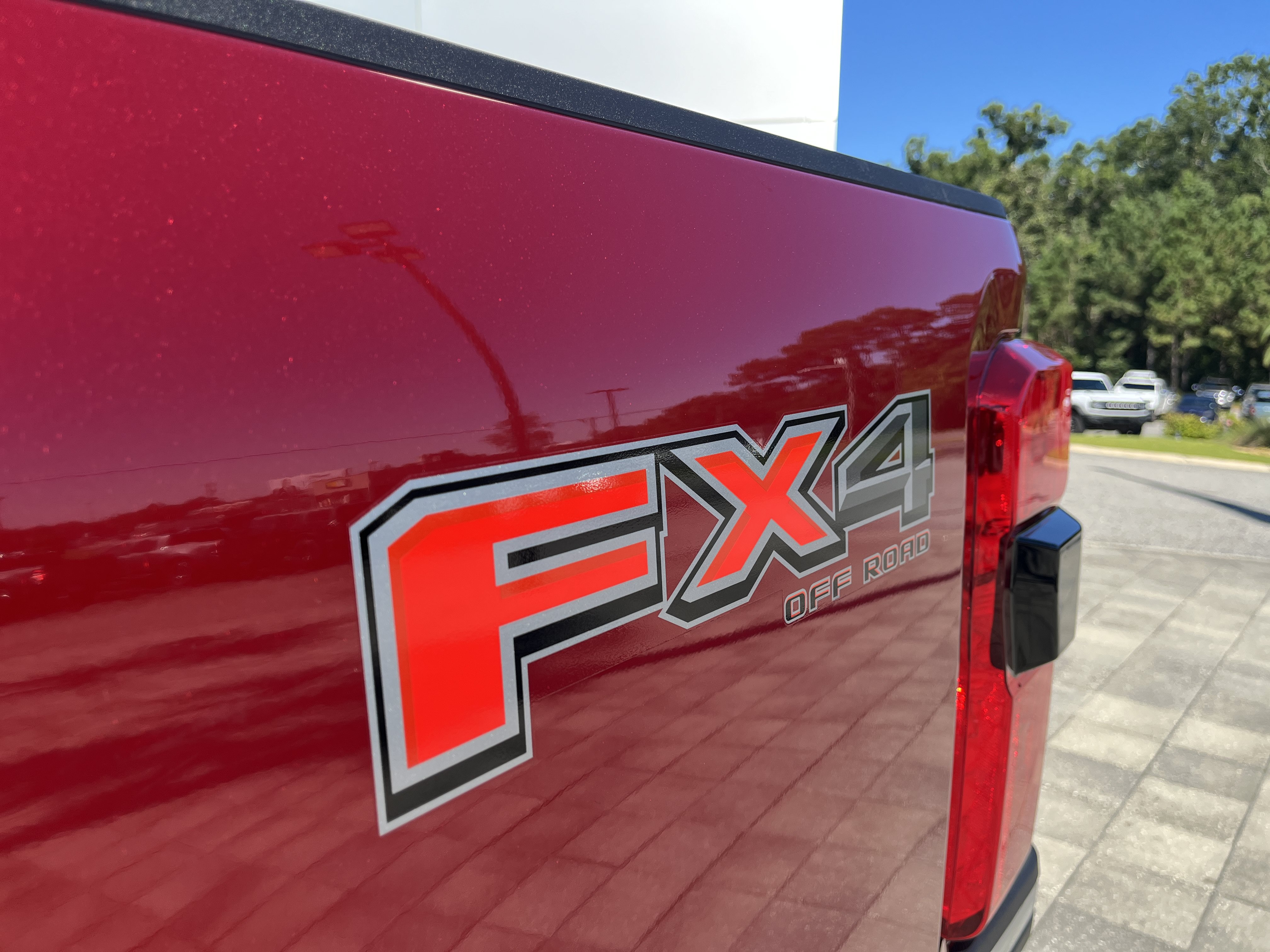 New 2027 Ford F350 Lariat w/ FX4 Off-Road Package AWD/4WD image 12