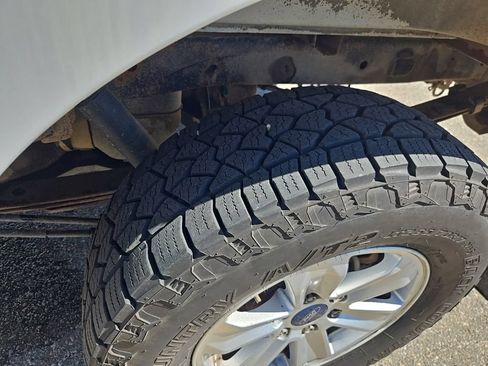 Used 2012 Ford F150 XLT w/ XLT Convenience Pkg AWD/4WD image 18