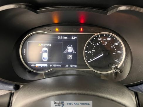 Used 2025 Nissan Versa SV FWD image 45