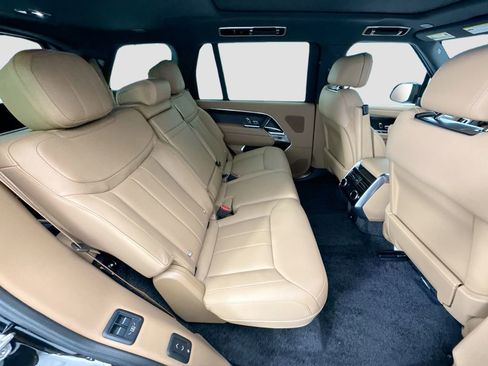 New 2026 Land Rover Range Rover Long Wheelbase SE AWD/4WD image 21