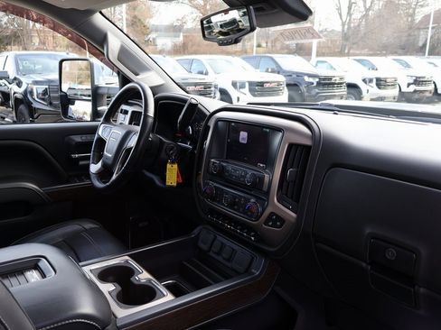 Used 2018 GMC Sierra 2500 Denali w/ Duramax Plus Package image 40