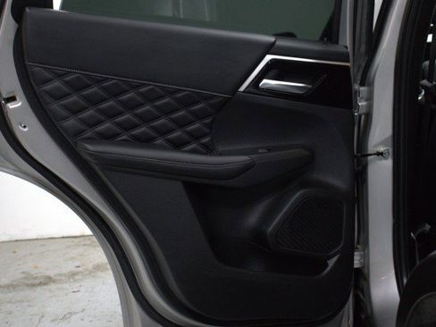 Used 2022 Mitsubishi Outlander SEL FWD image 29