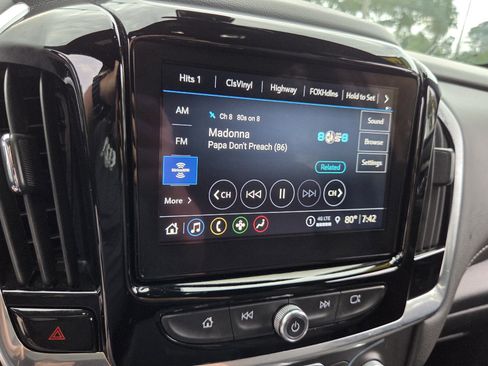 Certified 2023 Chevrolet Traverse LT FWD image 27