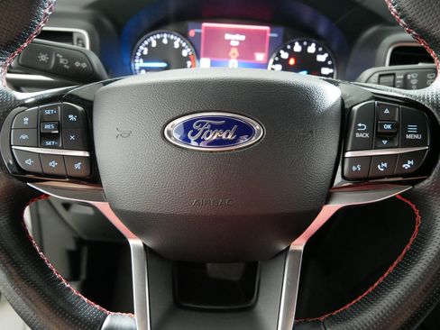 Used 2022 Ford Explorer ST-Line image 25