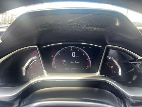 Used 2019 Honda Civic Sport image 11
