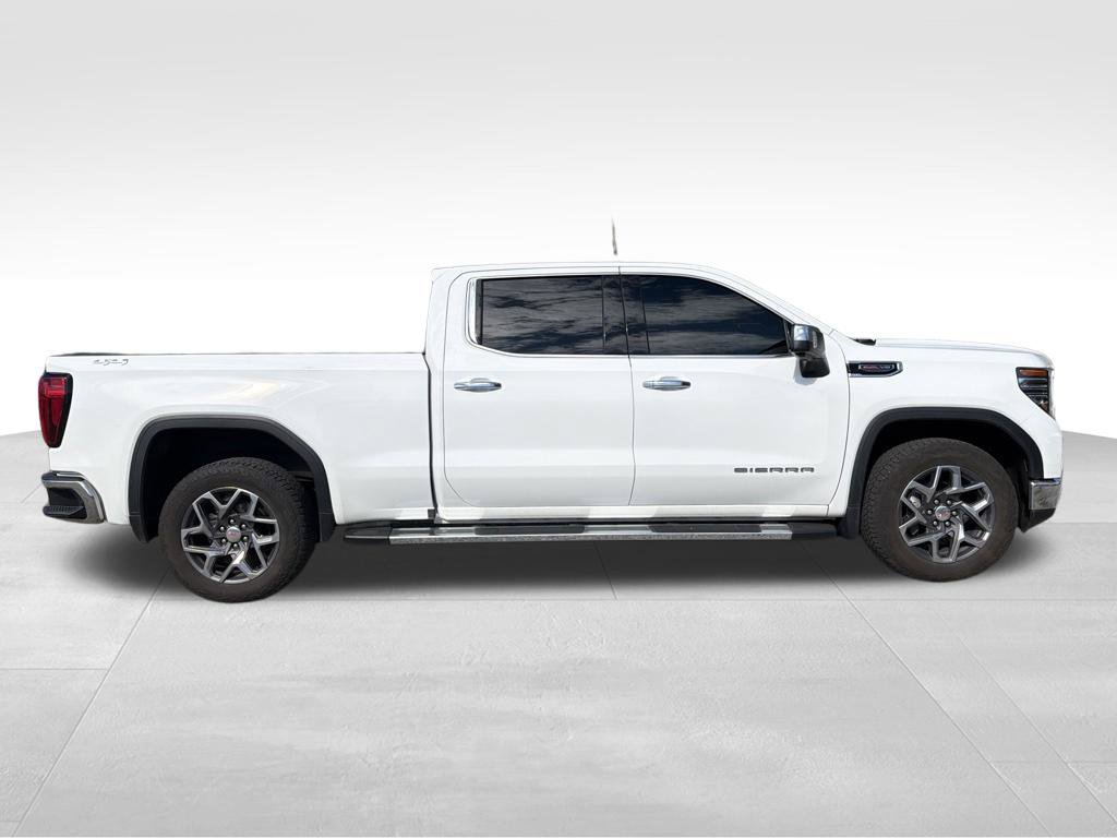 Used 2024 GMC Sierra 1500 SLT w/ SLT Premium Plus Package AWD/4WD image 16