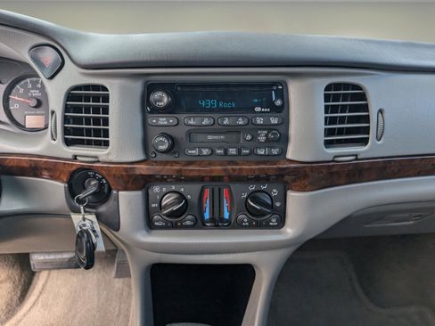 Used 2002 Chevrolet Impala LS w/ Preferred Equipment Group image 15