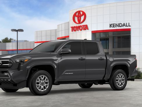 Used 2026 Toyota Tacoma SR5 AWD/4WD image 3