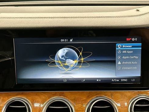 Used 2017 Mercedes-Benz E 300 4MATIC w/ Premium 2 Package image 14