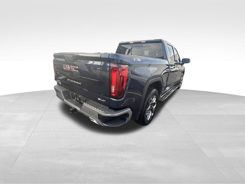 Used 2023 GMC Sierra 1500 SLT w/ SLT Premium Package AWD/4WD image 5