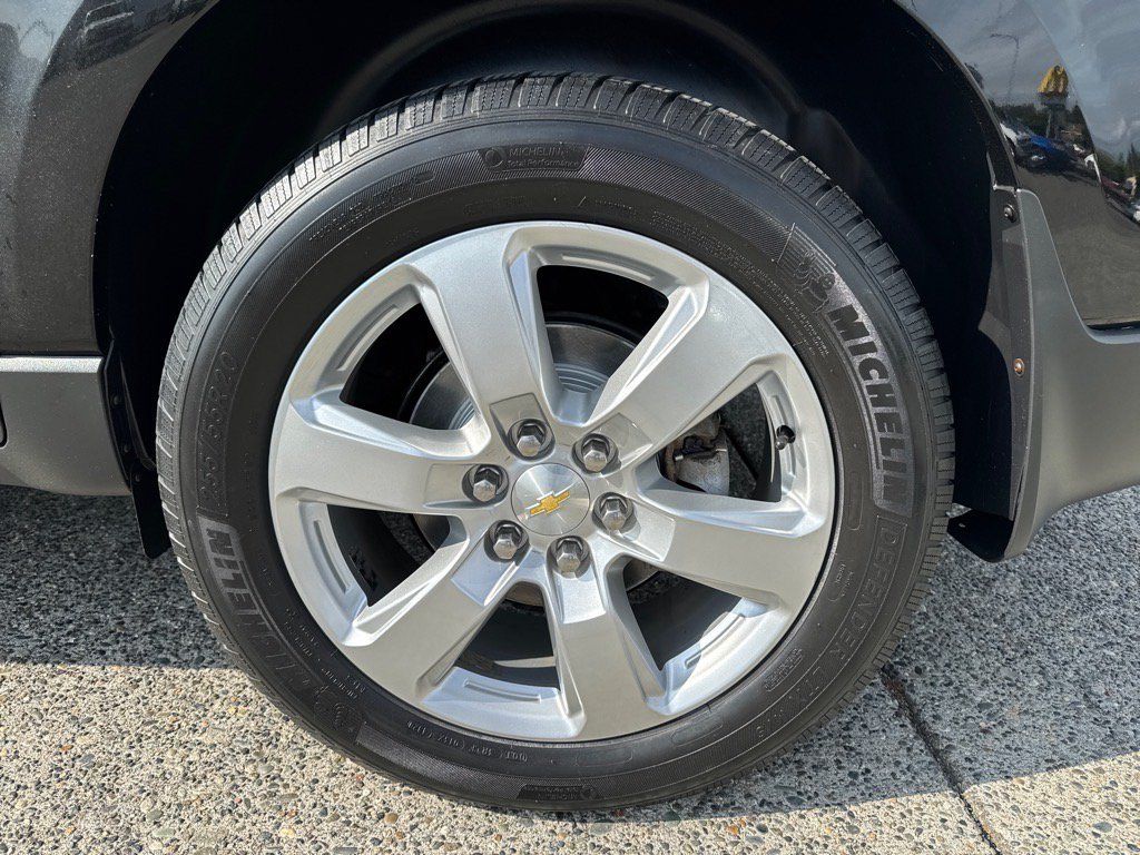 Used 2017 Chevrolet Traverse LT w/ True North Edition AWD/4WD image 4
