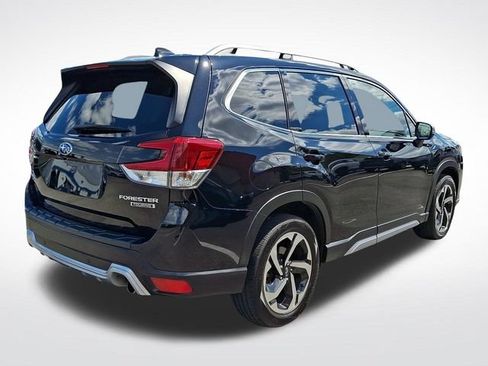 Used 2023 Subaru Forester Touring w/ Popular Package #3 AWD/4WD image 6