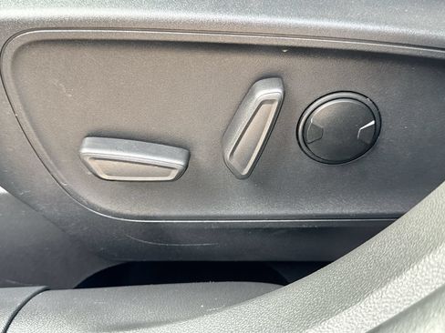Used 2025 Ford Escape Platinum AWD/4WD image 12