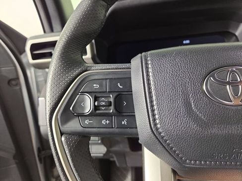 Used 2025 Toyota 4Runner TRD Off-Road AWD/4WD image 23