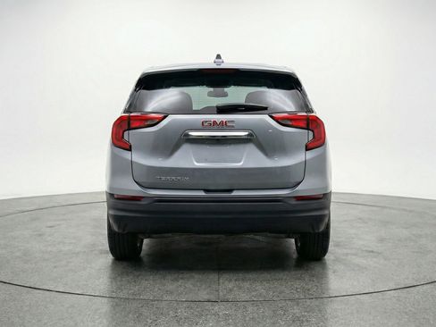 Used 2024 GMC Terrain SLE FWD image 7