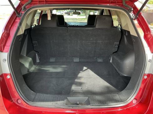 Used 2015 Nissan Rogue S w/ Convenience Package FWD image 28