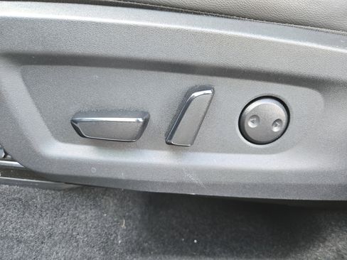 Certified 2025 Nissan Murano SL image 15