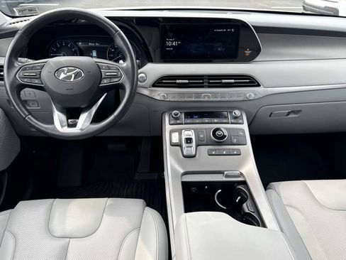 Used 2021 Hyundai Palisade SEL FWD image 2